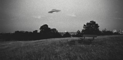 An unclear UFO photograp